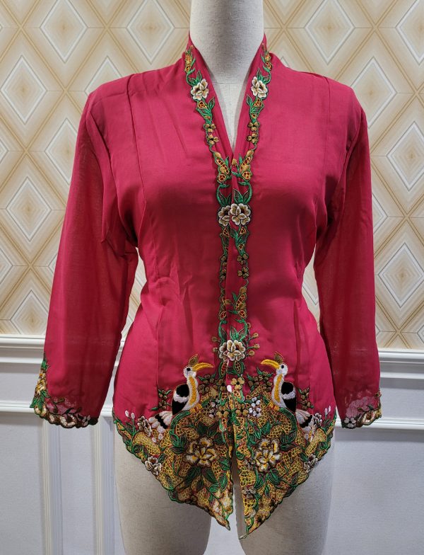 kebaya nyonya dark pink