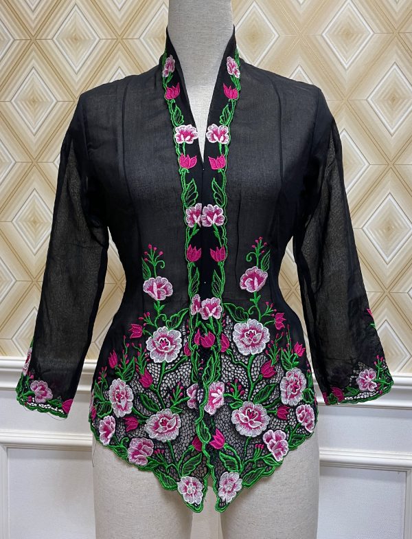 kebaya nyonya izzkebaya
