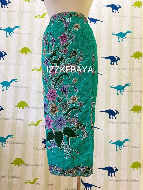 kain batik selisih padanan kebaya
